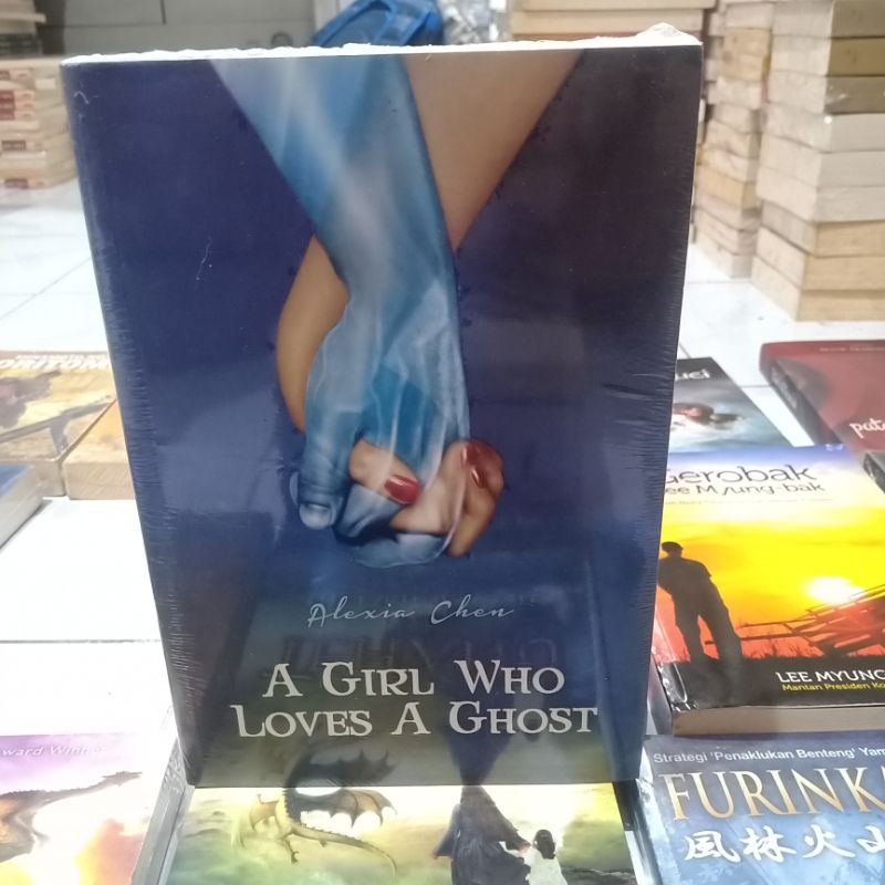 OBRAL Buku novel murah // novel sastra Jepang // fantasi // dewasa // fiksi // sejarah // Eiji yoshikawa // oda nobunaga // kiersten white // Alexia Chen // the magician // furinkazan // the earthsea cycle // Stephanie Anna // natisha // gerobak lee-A girl