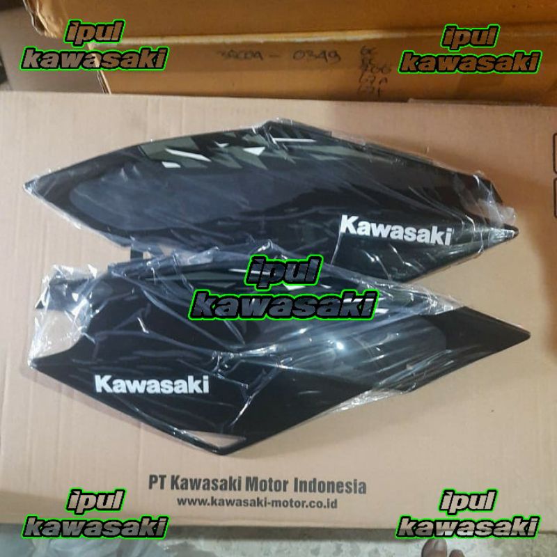 cover body belakang dtracker 150 bf se army original