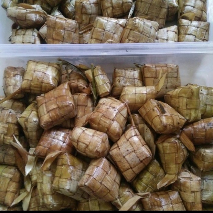 

KETAN-BERAS- KETUPAT KETAN(30BIJI) -BERAS-KETAN.