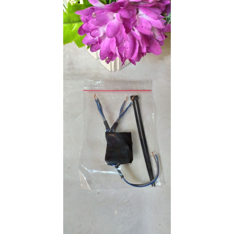 pengatur lampu layangan mode flip-flop(bisa langsung pasang di dinamo)