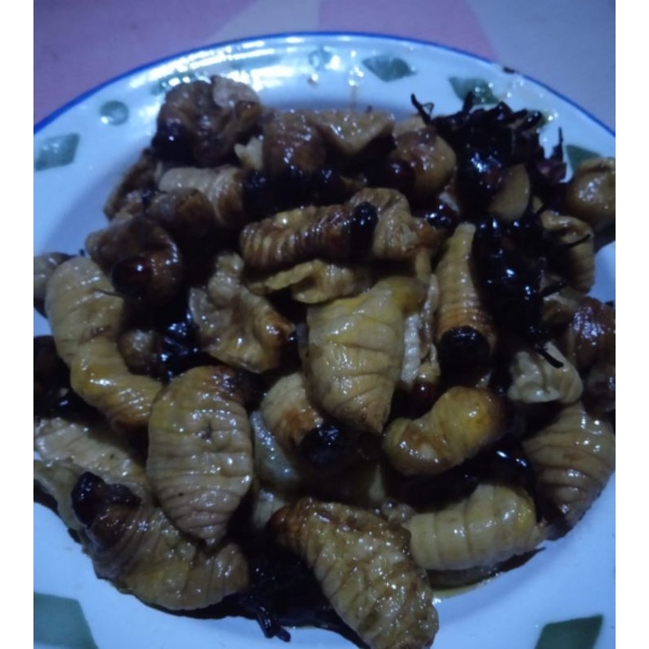 

goreng ulat sagu siap saji 20 ekor