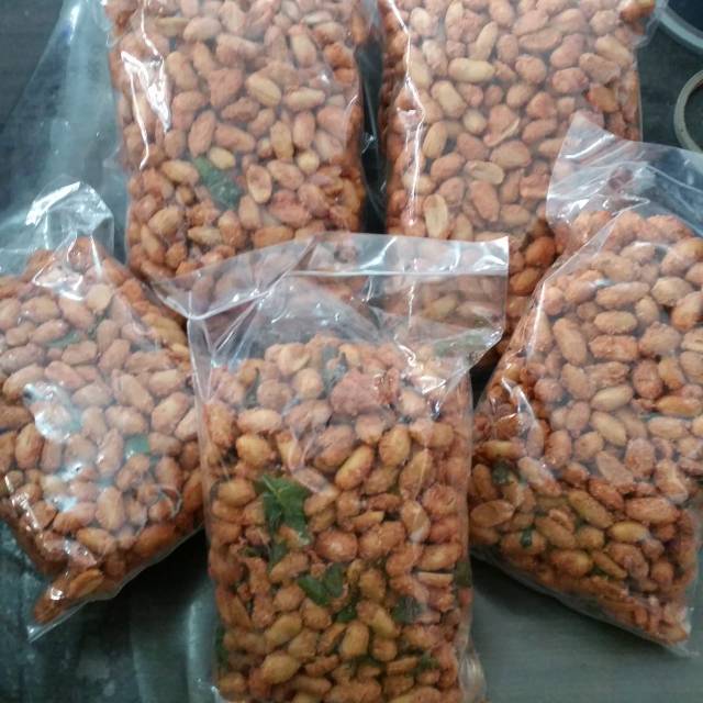 

Kacang thailand 500 gr