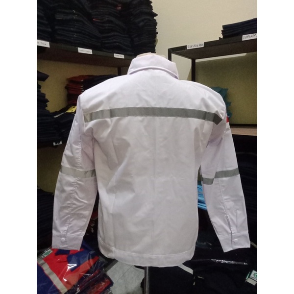 WEARPACK SAFETY / KEMEJA SAFETY / BAJU SAFETY LENGAN PANJANG / BAJU PROYEK KEREN / BAJU KERJA PRIA PROYEK / BAJU KERJA PIRA LAPANGAN / BAJU MEKANIK / BAJU WEARPACK / WERFAK PRIA KERJA / BAJU WEARPACK KERJA PROYEK / BAJU TAMBANG / PUTIH POLOS