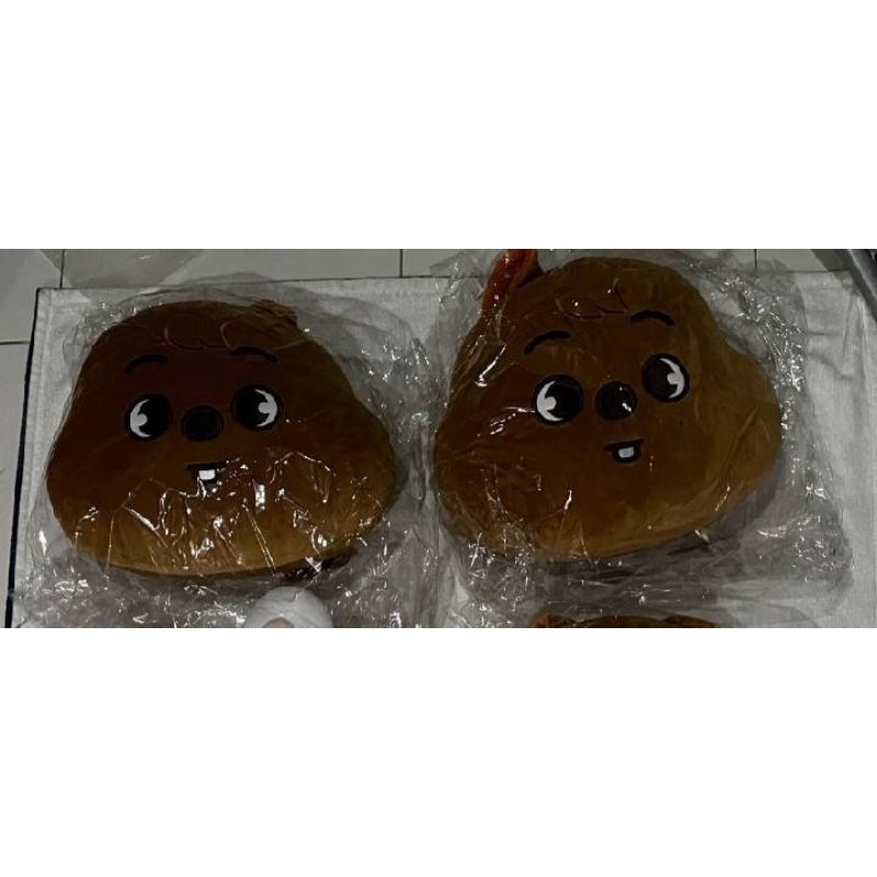 (booked) PLUSH CUSHION SKZOO HAN QUOKKA