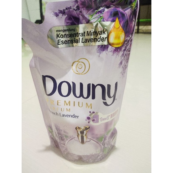 Pewangi Pakaian Downy Premium Parfum Lavender