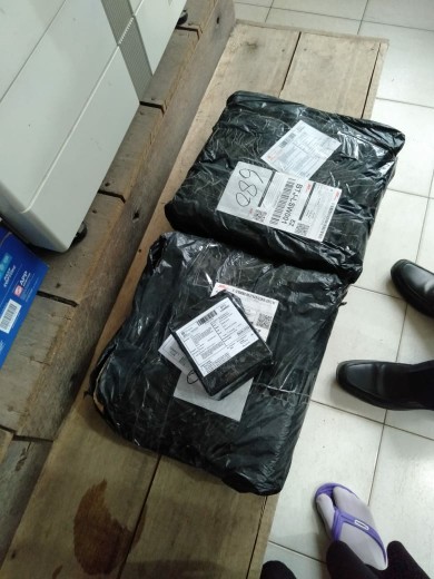 Souvenir Pernikahan Tempat Tisu Kemasan Mika Eksklusif