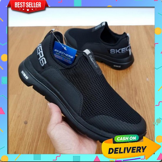 Sepatu Pria Sneakers Original 100 Import Keren Casual Spatu Tali Runni Sepatu  Pria/ Go Walk 5 Downd