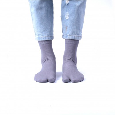 Soka Kaos Kaki Jempol Basic Size M