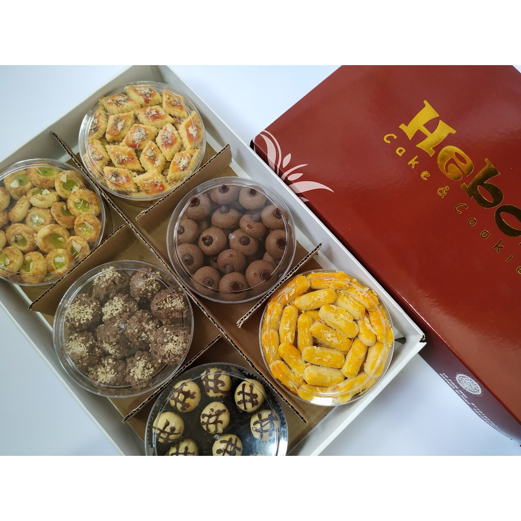 

Paket 20 Kue Kering Lebaran Premium Isi 6 Toples By Heboh Cookies