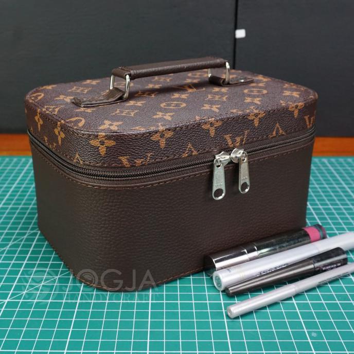 Ready...Ready...Ready...] Lv Mono Tempat Make Up Cantik / Tas Kosmetik / Beautycase /Cosmetic