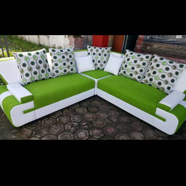 Sofa minimalis ruang tamu