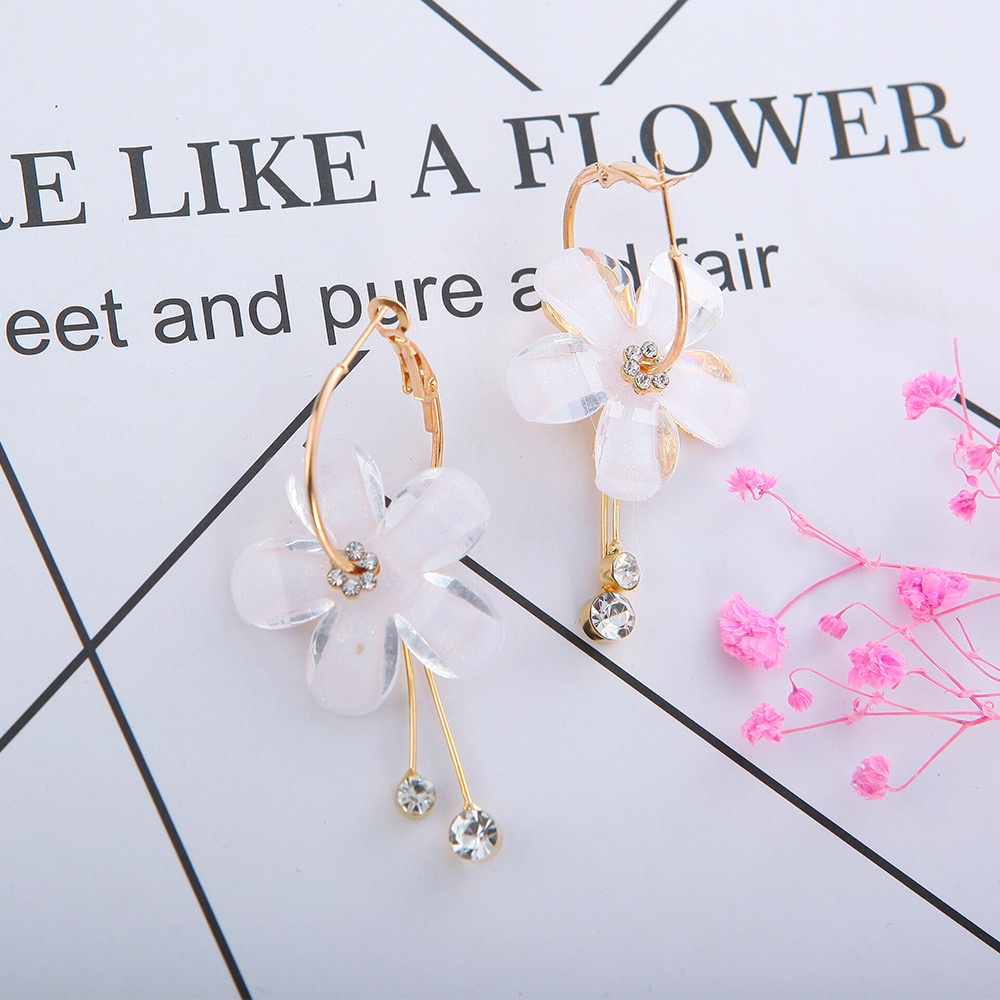 Anting Hook Wanita Bunga Putih Rumbai Aksesoris Wanita - Fashion Earrings Import