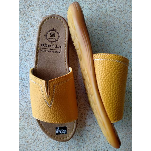 Sandal kulit papirut sol karet mentah