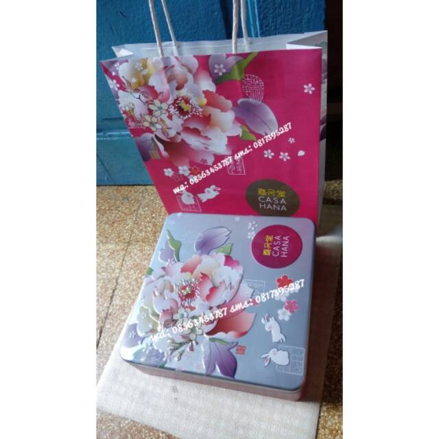 Casahana mooncake MALAYSIA isi 4pcs kaleng ungu