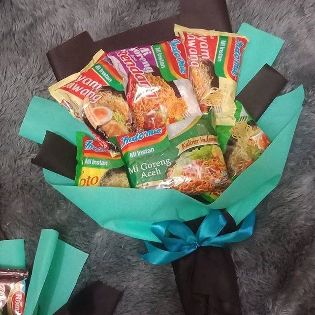 Buket snack mie buket wisuda