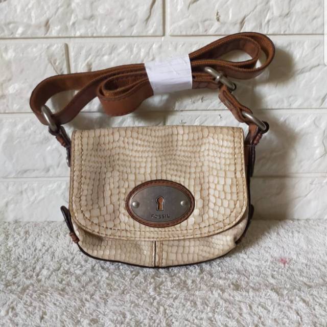 tas fossil maddox mini slingbag preloved second