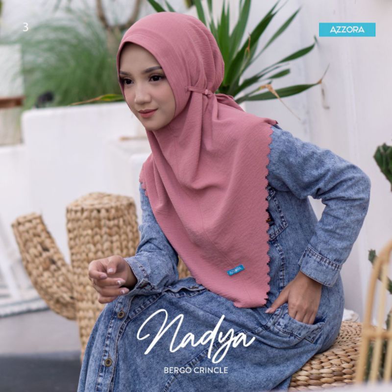 jilbab bergo crinkle Nadya free masker ORI AZZORA-Milkypink
