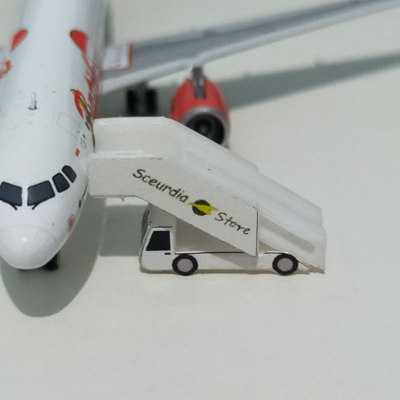 mainan diecast pesawat tangga GSE Sceurdia Store 1/400 1:400