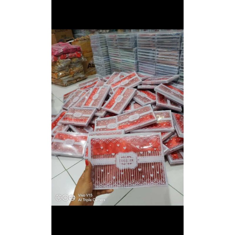 souvenir dompet salur