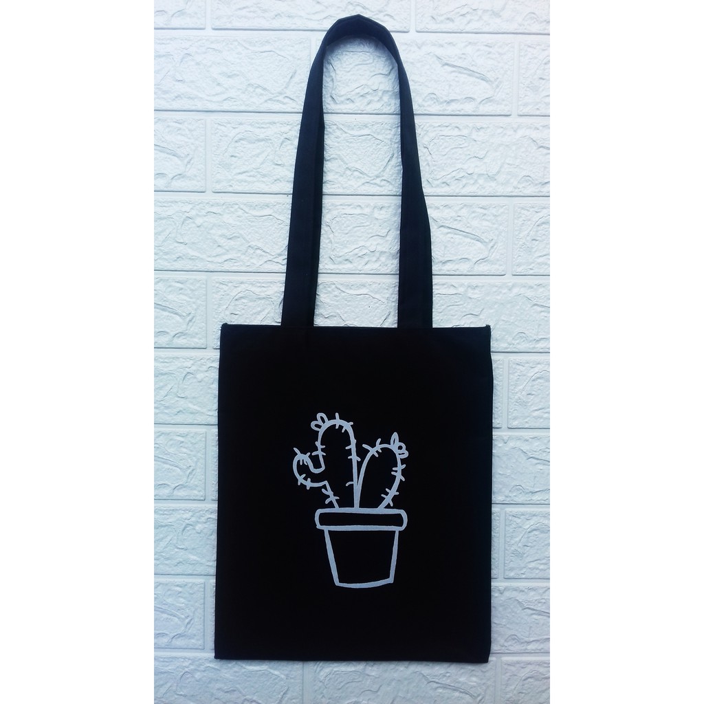 Totebag kanvas hitam putih murah (Dinier)