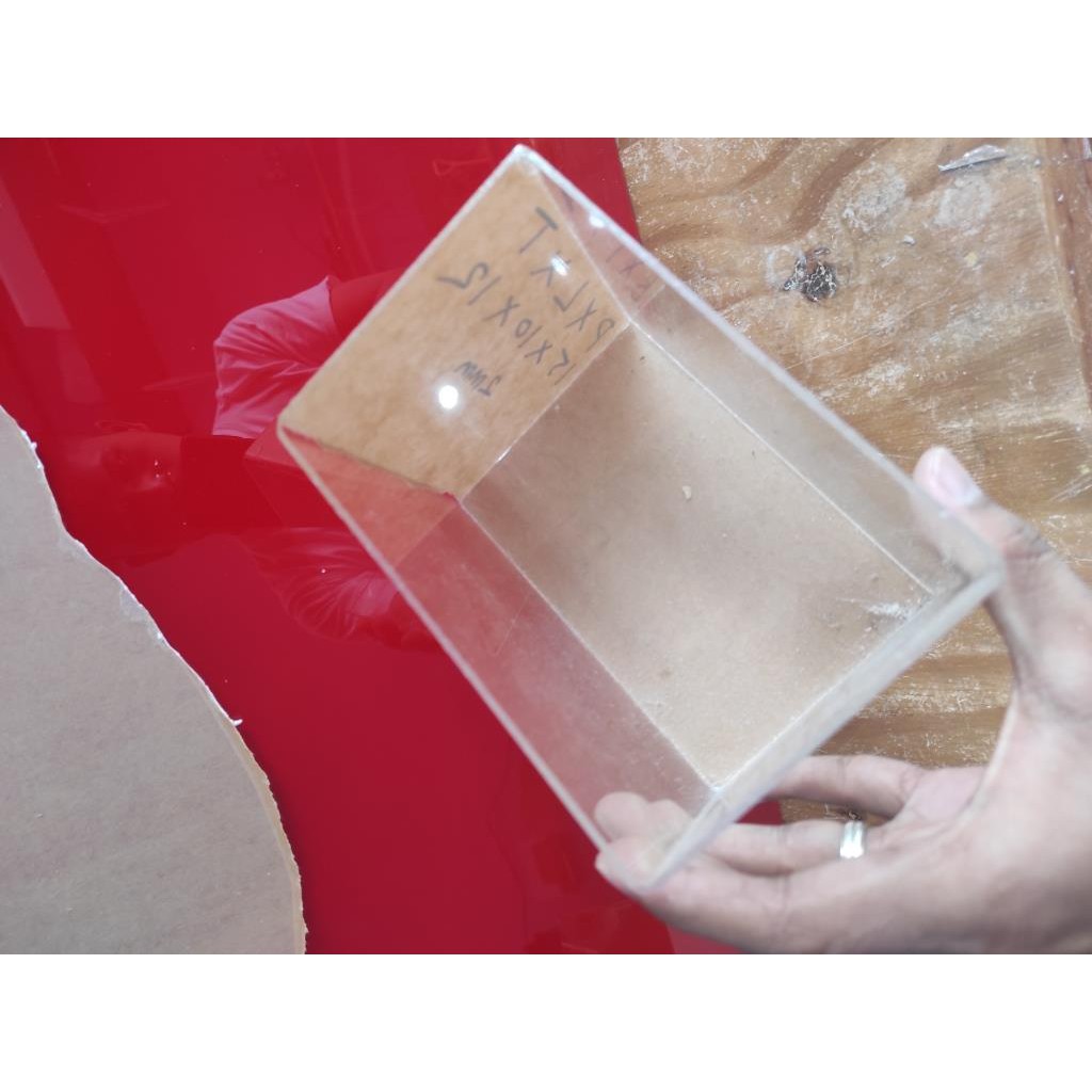 Aquarium Ikan Cupang Bahan Akrilik Ukuran 15 cm x 10 cm x 12 cm