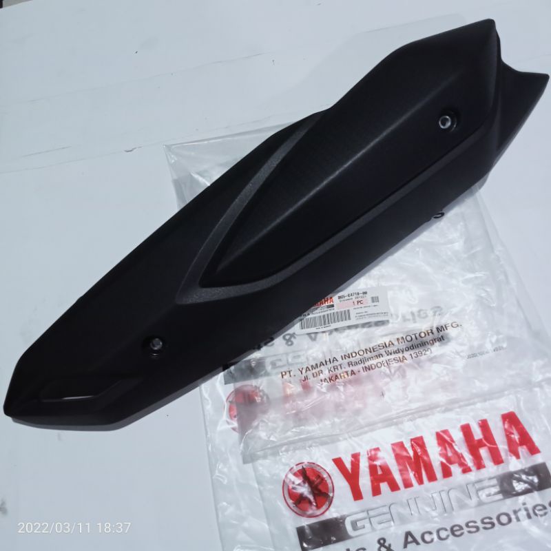 tameng knalpot Yamaha aerox 155 cover knalpot Yamaha Lexi original