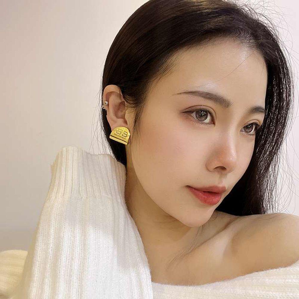 [Elegan] Anting Wanita Temperamen Sederhana Dan Serbaguna Manset Telinga Fashion Hadiah Retro Geometris Logam Gaya Korea Anting