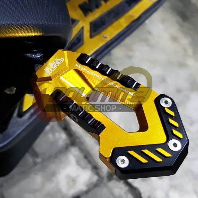 Step Black Diamond Footstep Pijakan Kaki Belakang XMAX NMAX Aerox 155 Lexi