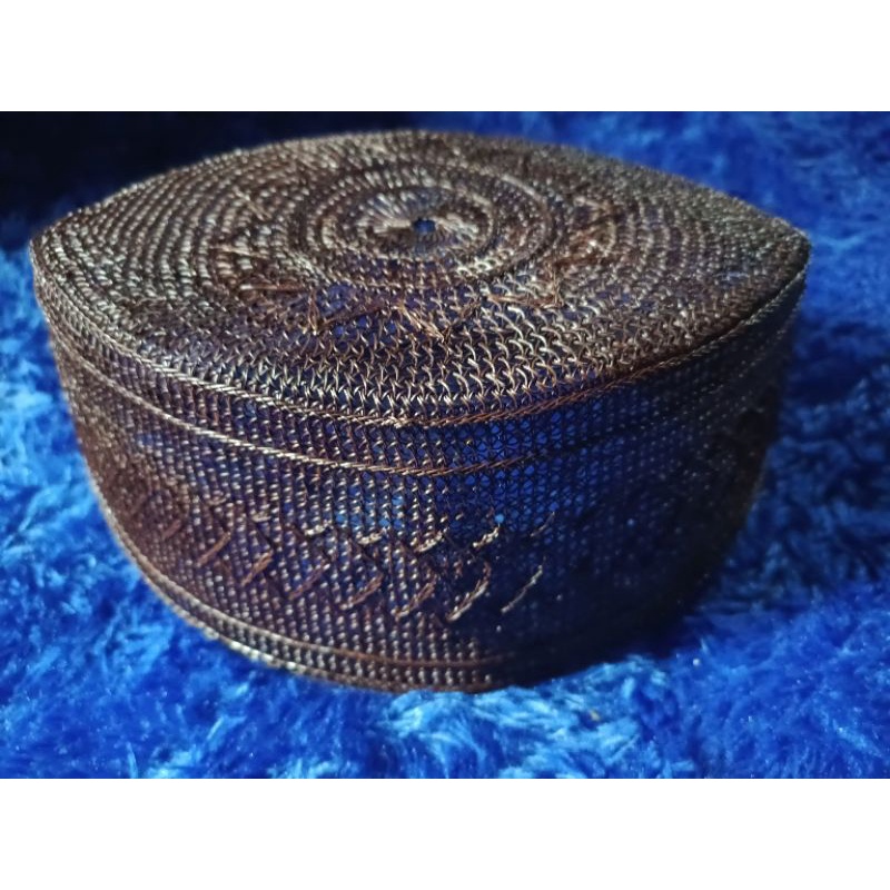 peci akar jangang khas kalimantan tipe 25