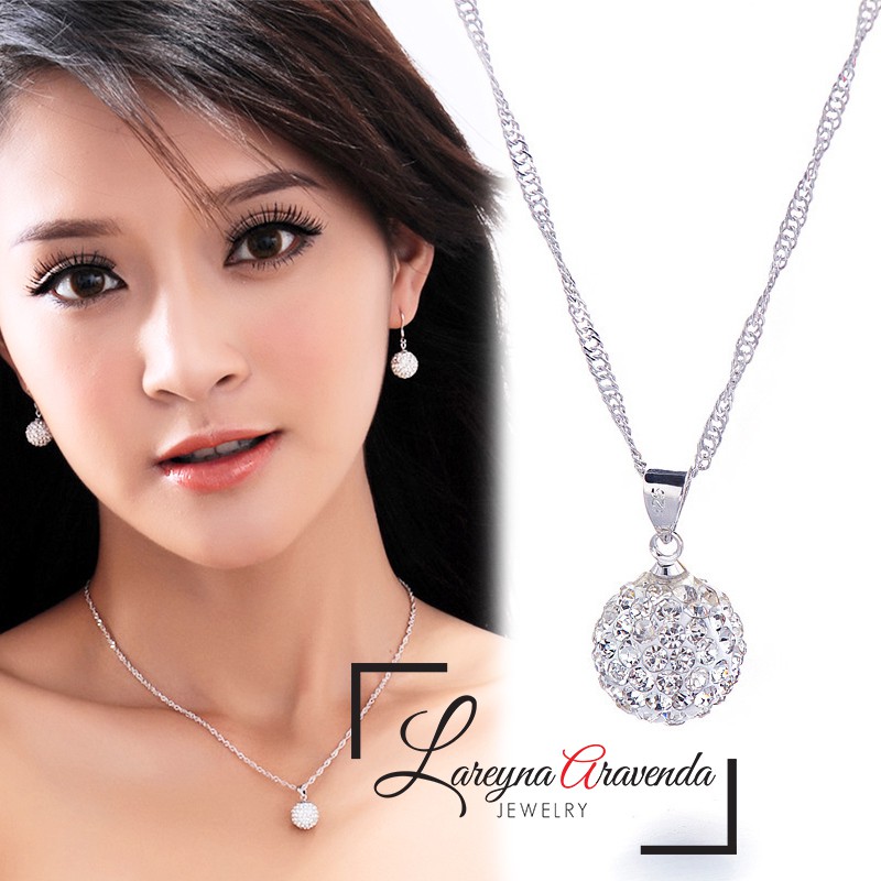 Kalung Titanium Wanita Liontin Model Bola Lucky Ball Kristal Crystal KL013