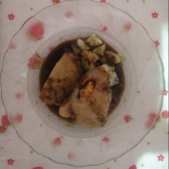 

Pempek kapal selam besar