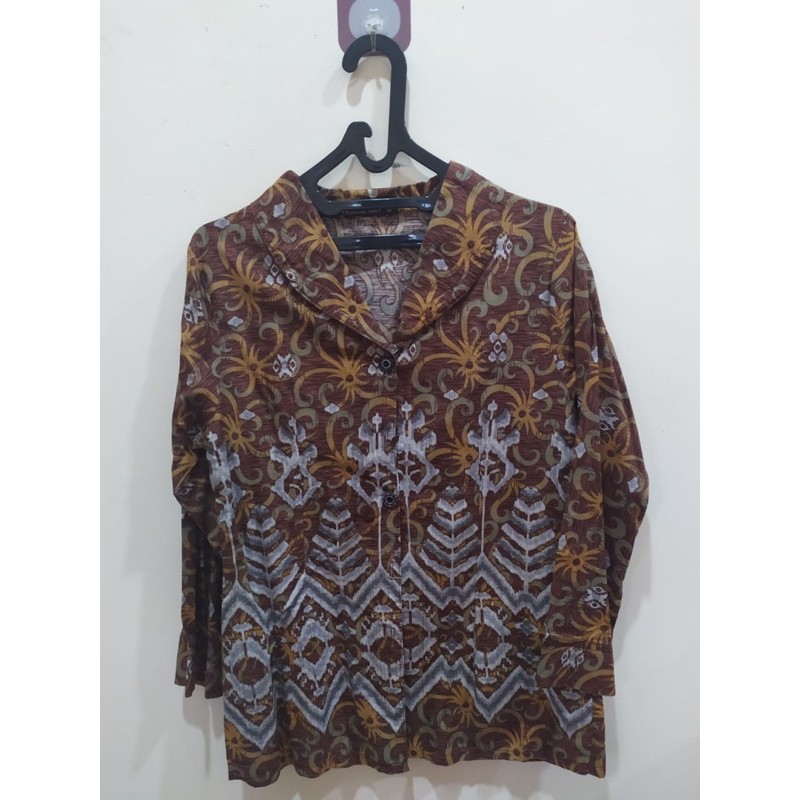 Preloved Batik Krisna Wahyu Lengan Panjang
