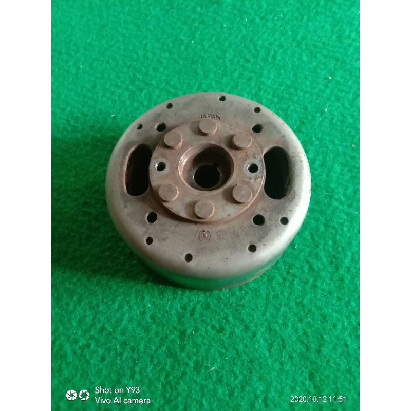 magnit magnet Suzuki rc 100 suzuki rc 80 original bekas copotan