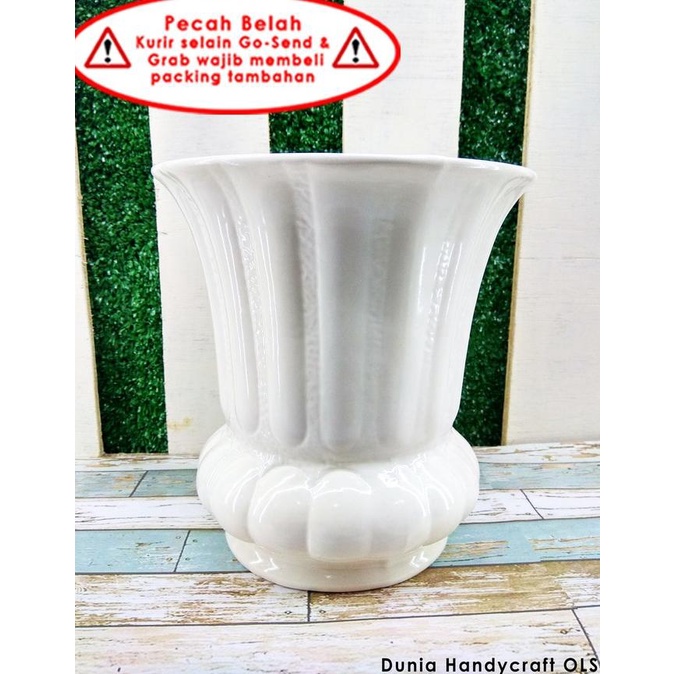 Vas / Pot Bunga Keramik Labu Rumbai Kaki Kecil