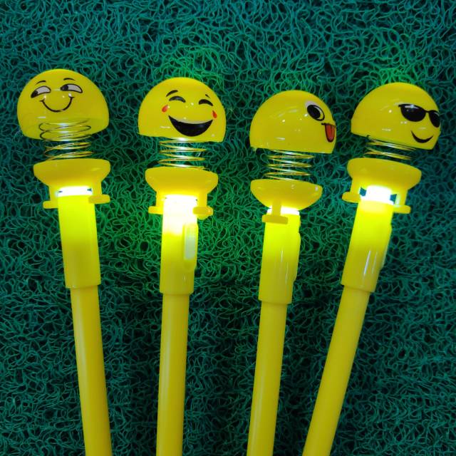 

Pulpen ring lampu karakter smile lucu isi 12 pcs