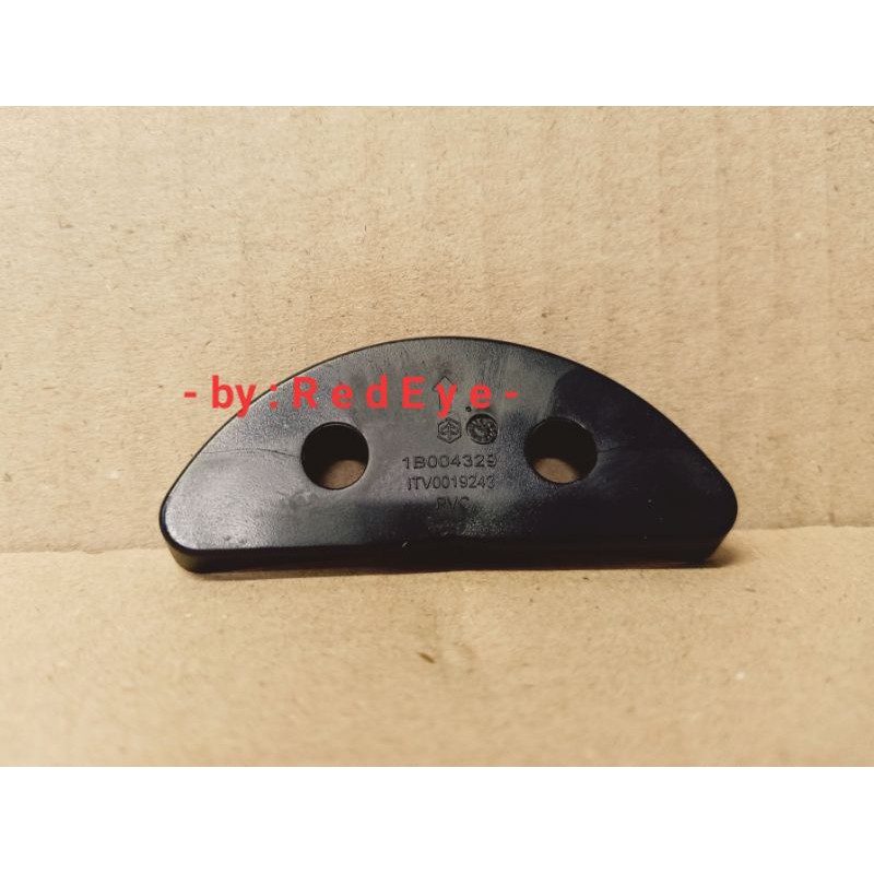 Karet Dudukan Plat Nomor Vespa LX - S iGet