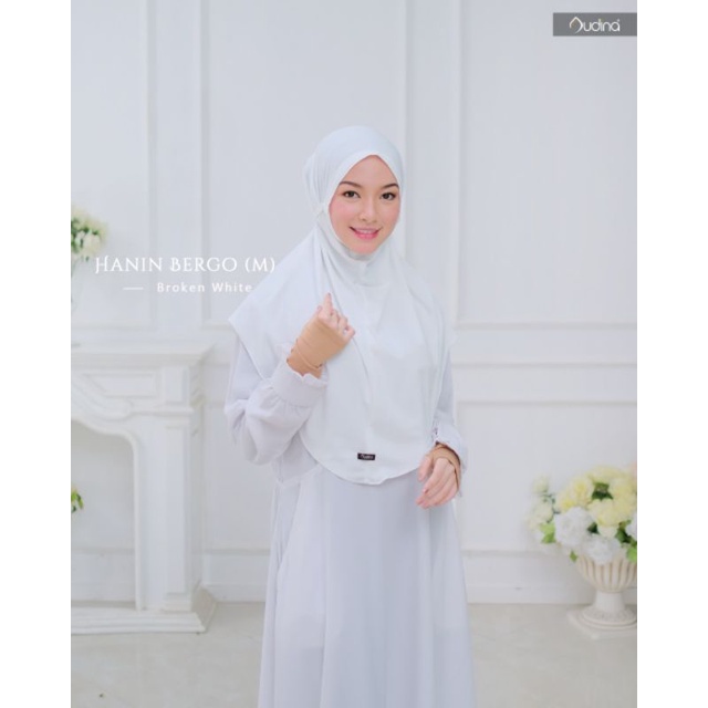 Hanin Bergo Tali Belakang by Audina