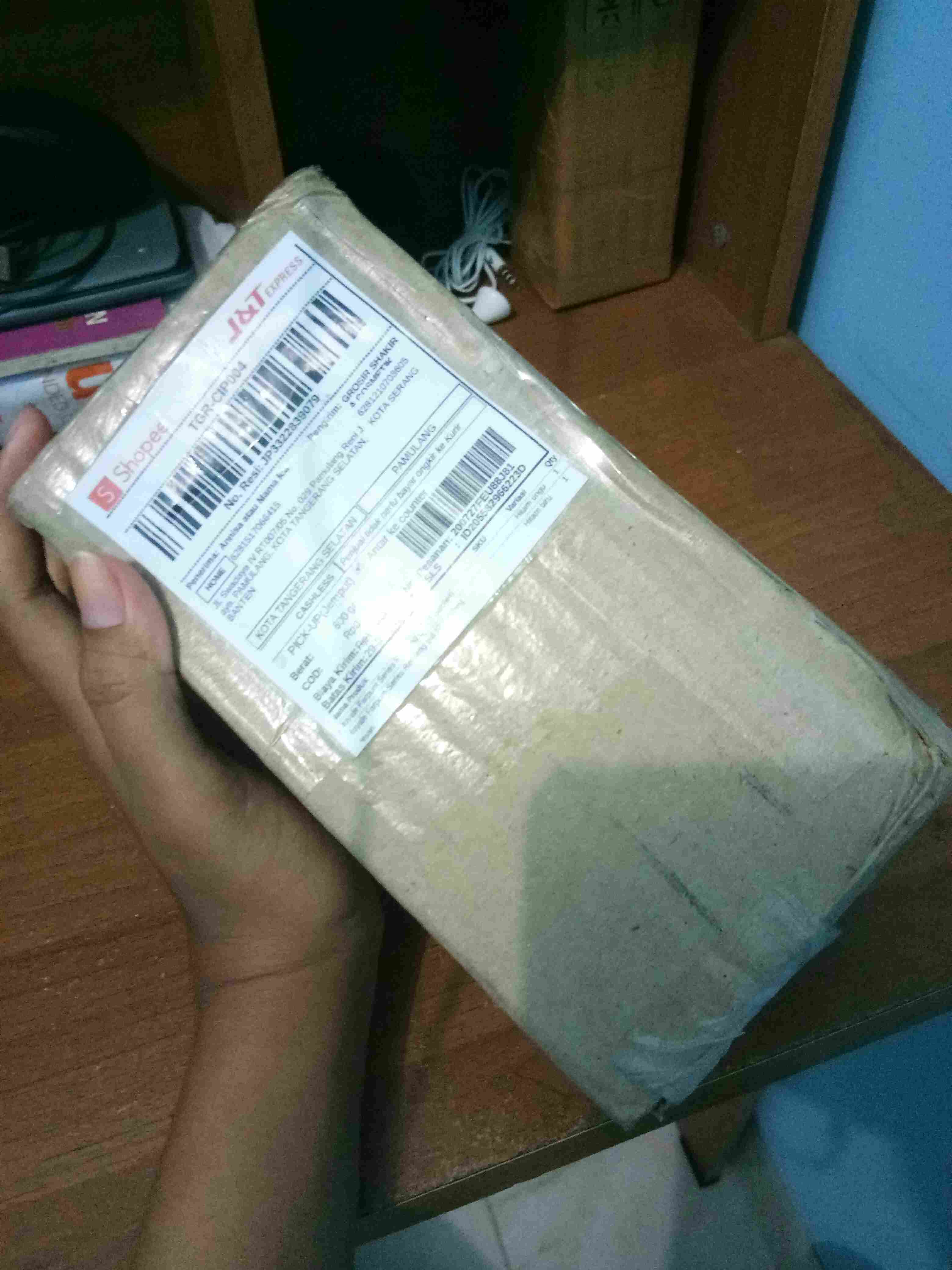 Royale Farpum Series Renteng (isi 12 Sachet)