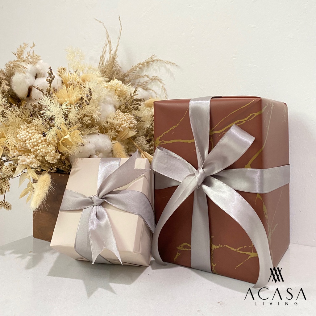 

Gift Wrap - Bungkus Kertas Kado + Card - Kecil