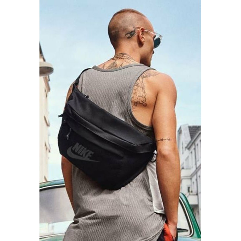 Nike Tech Hip Pack Bag Tas Selempang Nike Tech Hip Pack Nike Black Black