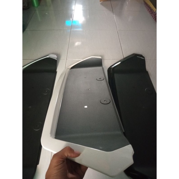 DUDUKAN TATAKAN PLAT NOMOR INNOVA REBOUND VENTURER  2016 2021 type G, V, Q