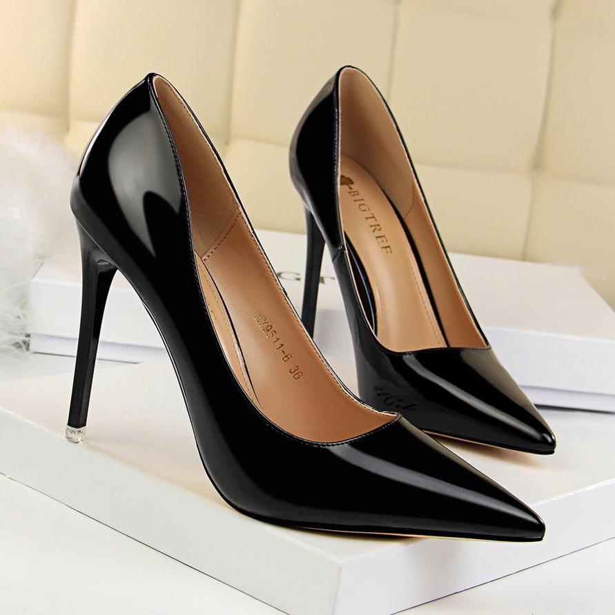 High Heels Stiletto Sepatu Hak Pump Putih Merah Hitam Telanjang Unta