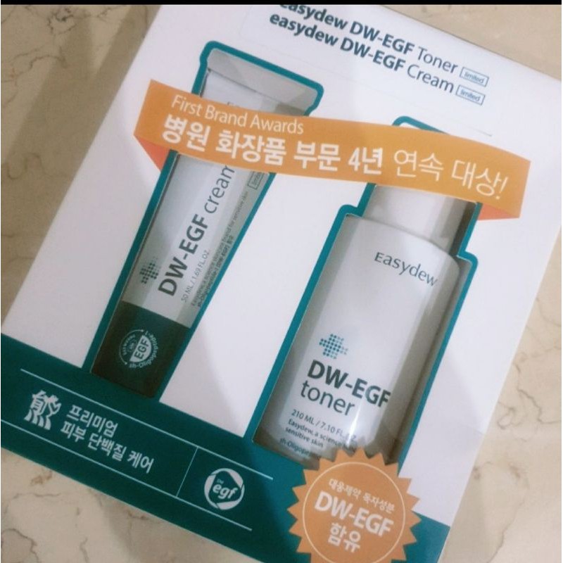 CREAM  + TONER EASYDEW DW EGF FOR GLOWING SKIN FROM KOREA.