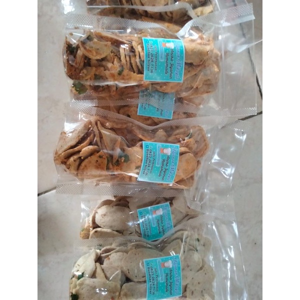 

Basreng pedas dan original