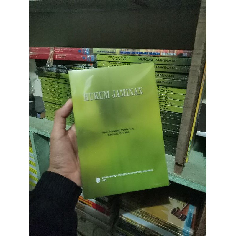 Hukum jaminan prof purwahid Patrik, kashadi
