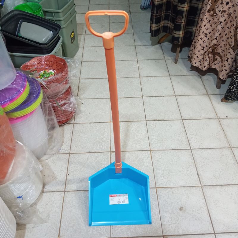 Serok Sampah Lipat Lion Star