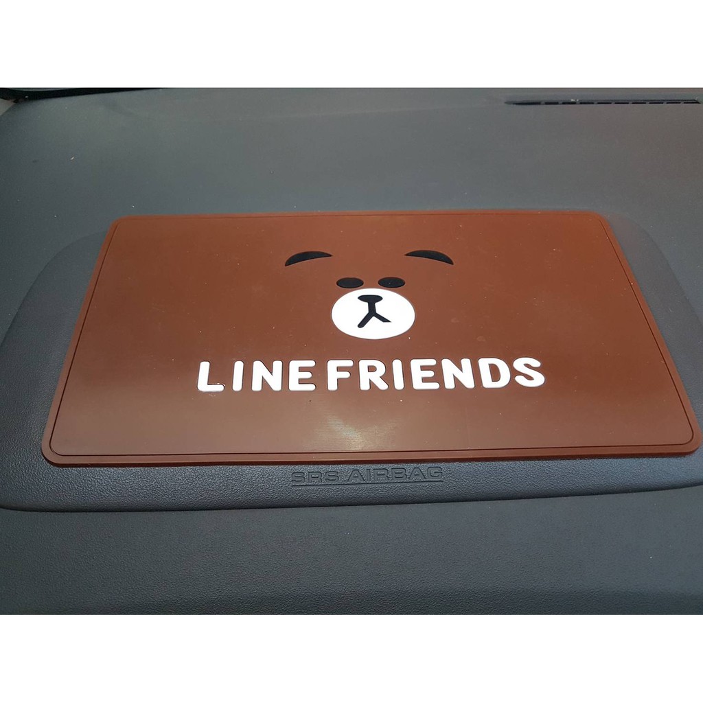 Anti slip dashmat dash mat karakter dashboard mobil untuk taruh HP GPS koin uang logam kunci dll