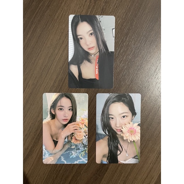 LE SSERAFIM Album Photocard - FEARLESS