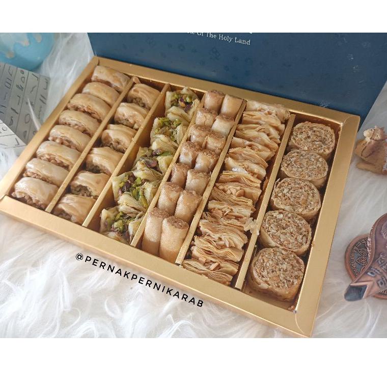 

Dijual Murah.. Baklava beesan premium / baklava almond, chasew / Manisan khas Arab / baklava khas timteng / makanan Arab 08X