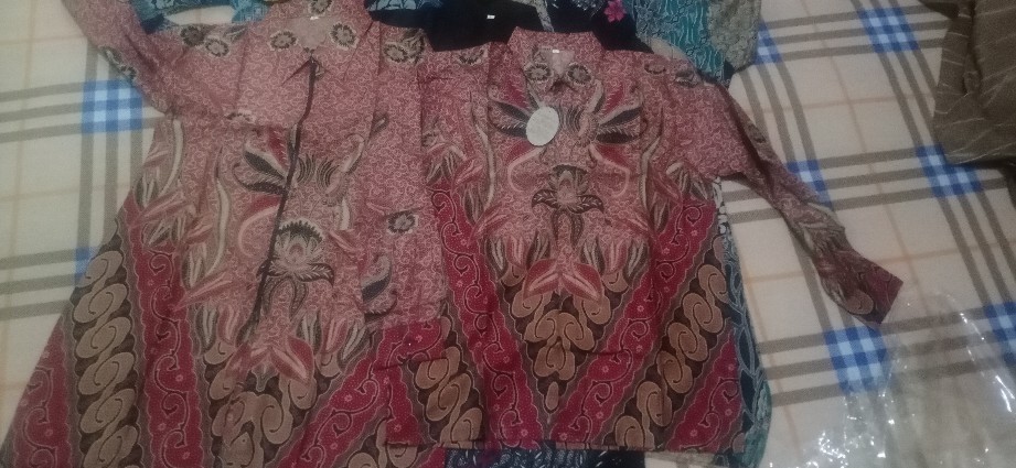 Tunik Batik Modrn Serut Genes Jelita Tunic Navbor Yelbor Whitbor Creambor Tunik Batik Modern